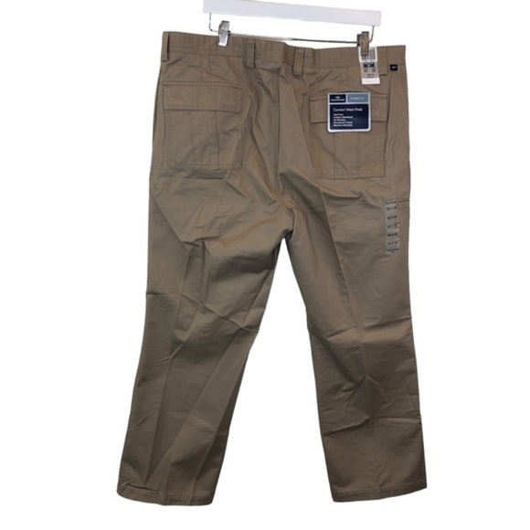 New Dockers Comfort Waist Khaki Classic Fit Khaki Brown Pants - Picture 3 of 7